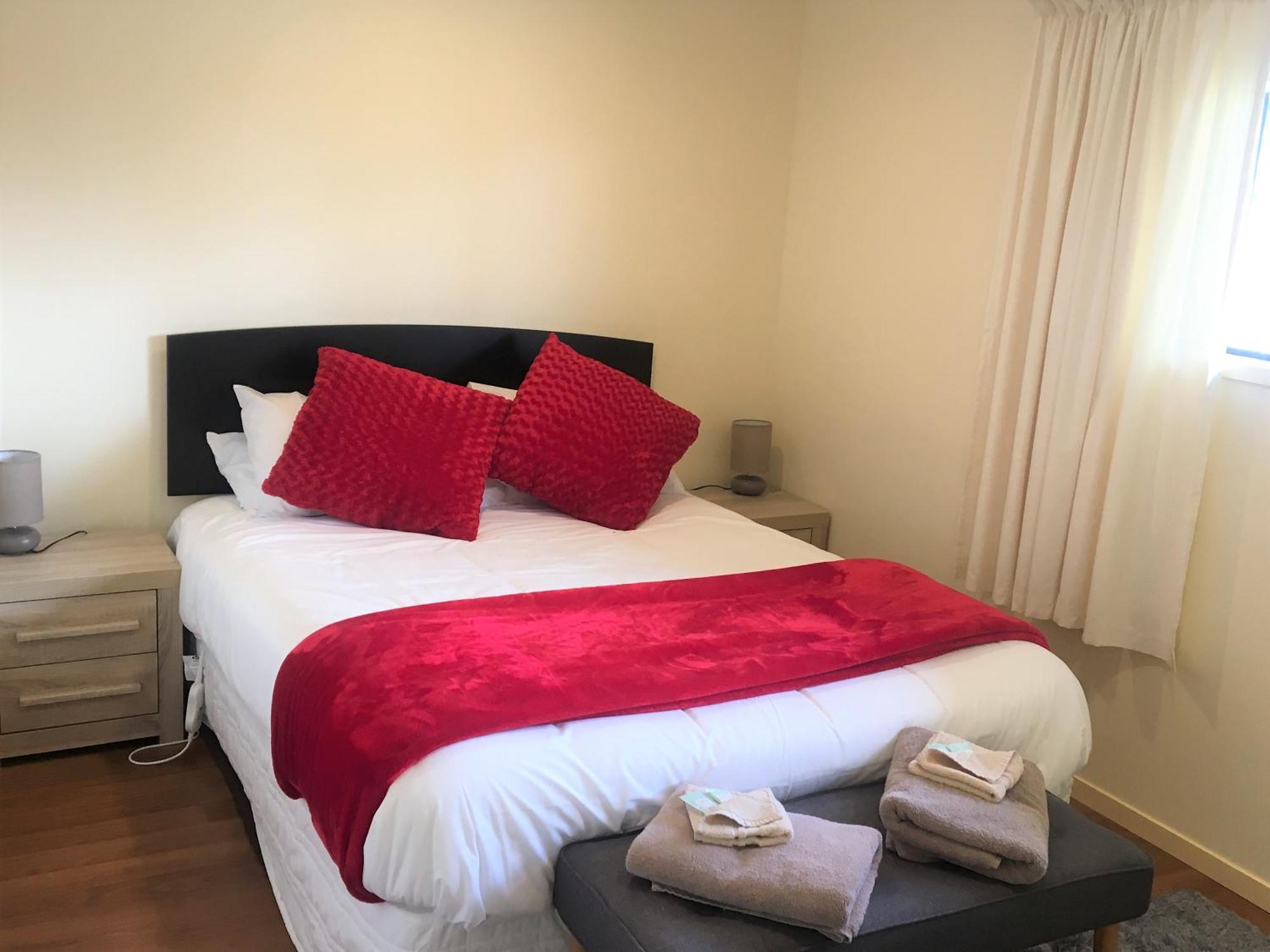 Otorohanga Kiwi Holiday Park Экстерьер фото